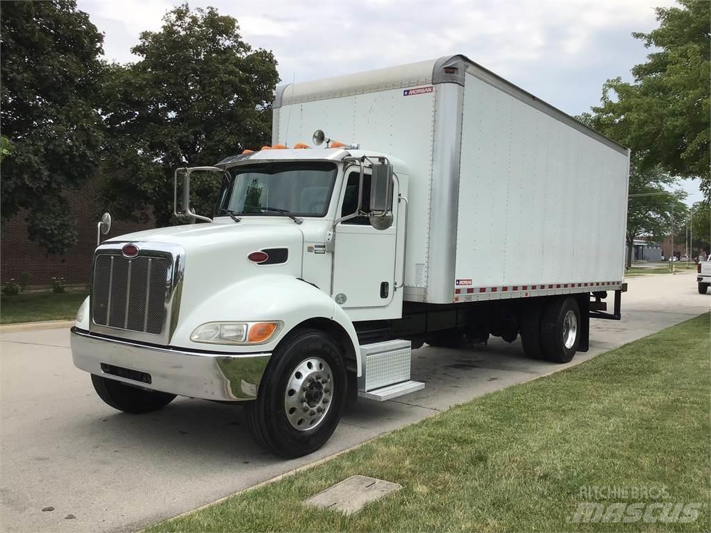 Peterbilt 337 شاحنات بمقصورة وهيكل