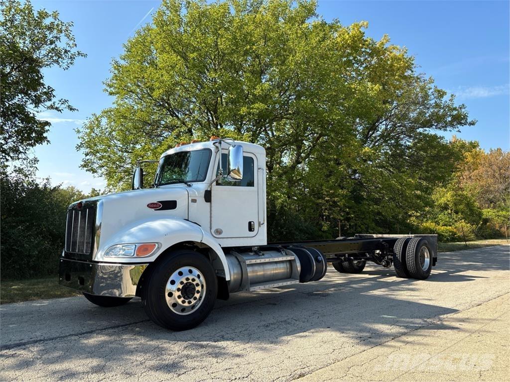 Peterbilt 337 شاحنات أخرى