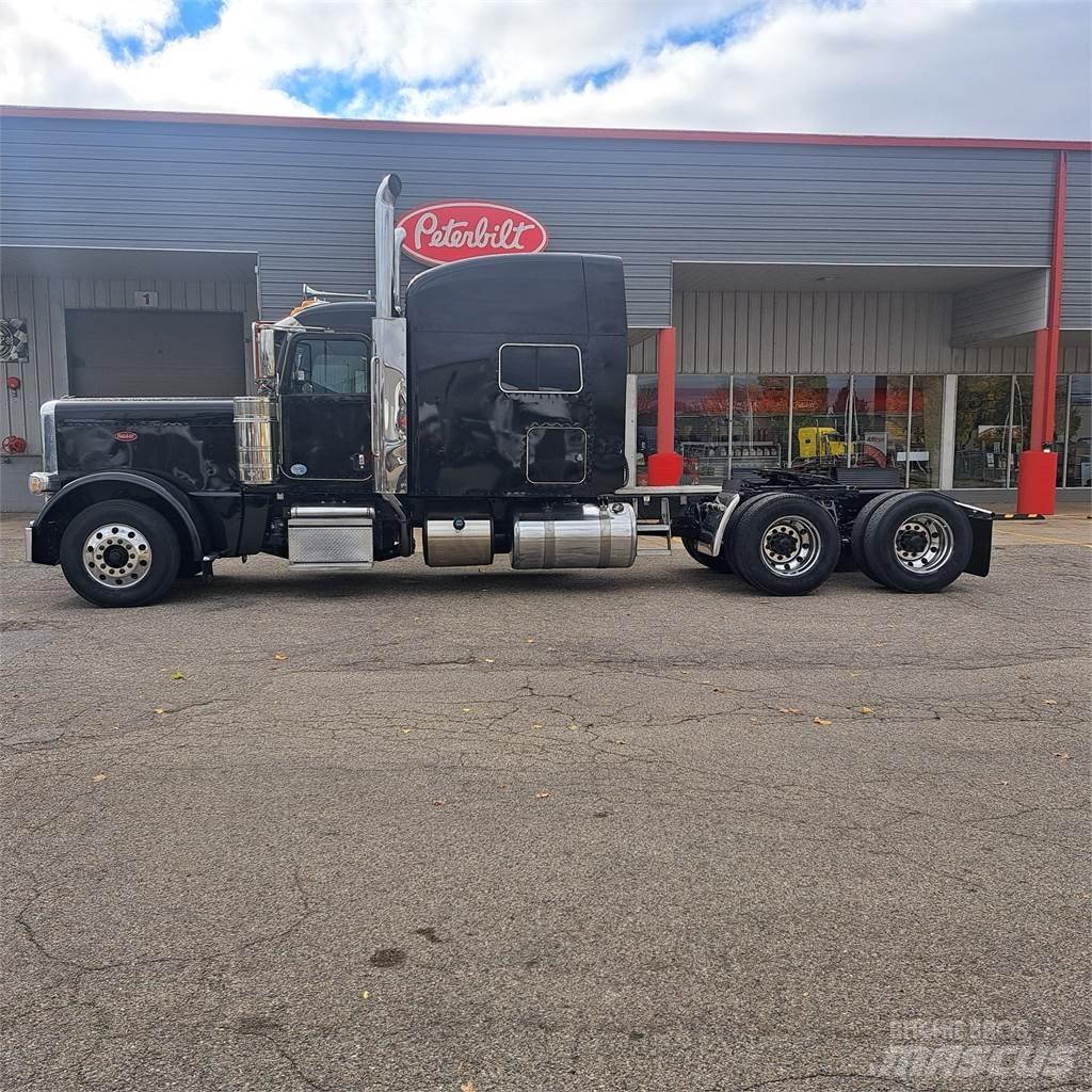 Peterbilt 389 وحدات الجر