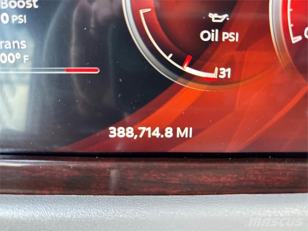 Peterbilt 389 وحدات الجر