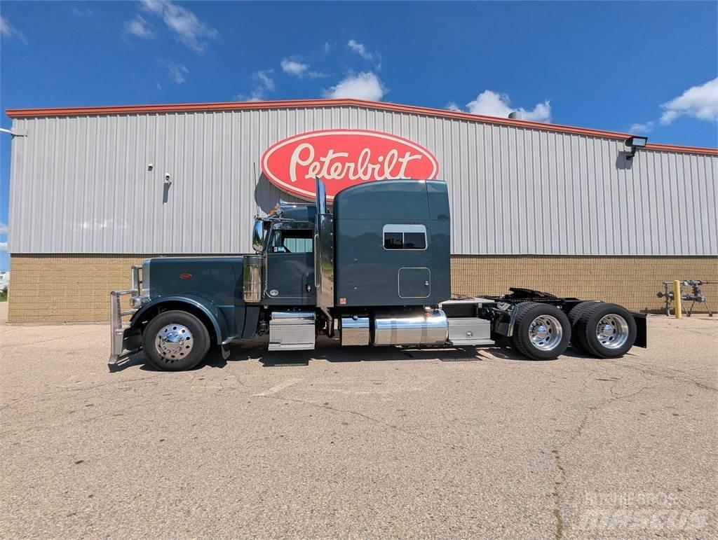 Peterbilt 389 شاحنات أخرى