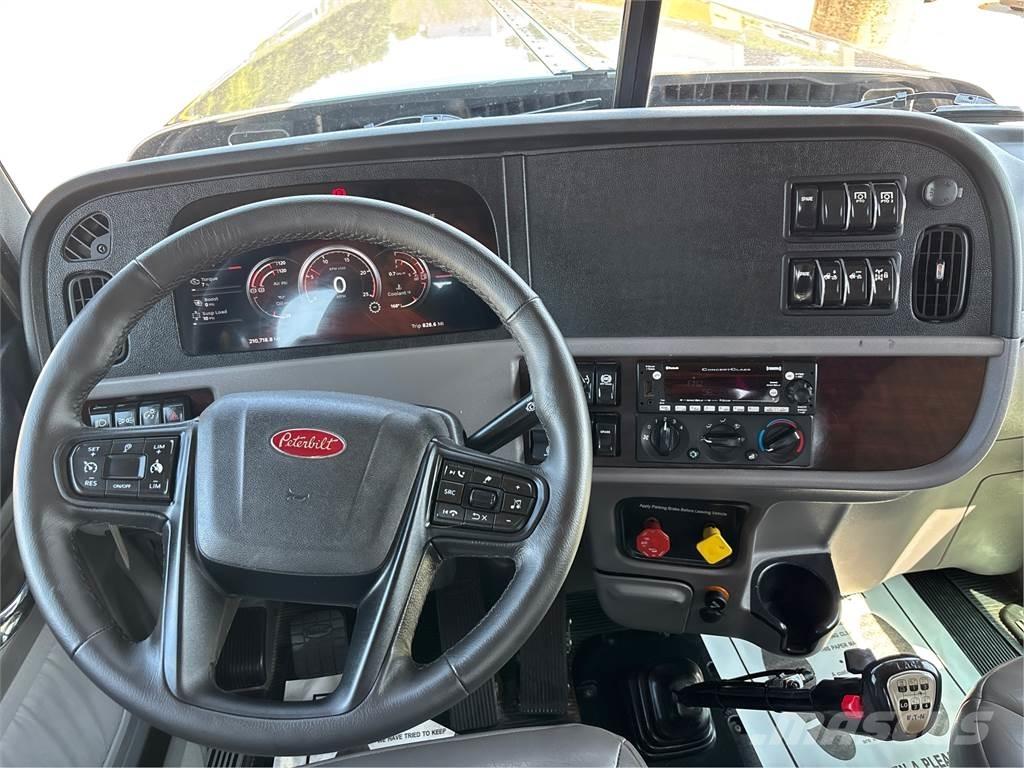 Peterbilt 389 شاحنات أخرى