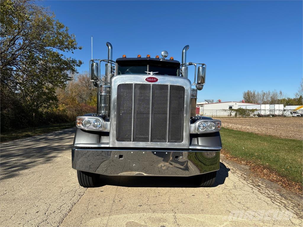 Peterbilt 389 شاحنات أخرى