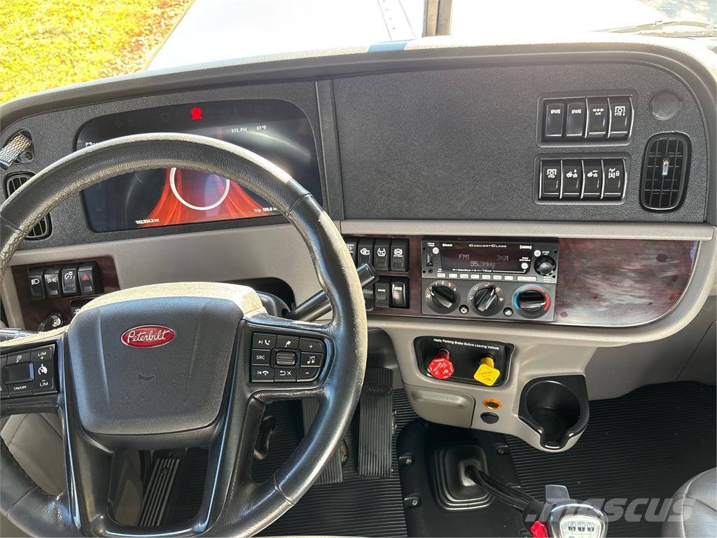 Peterbilt 389 شاحنات أخرى