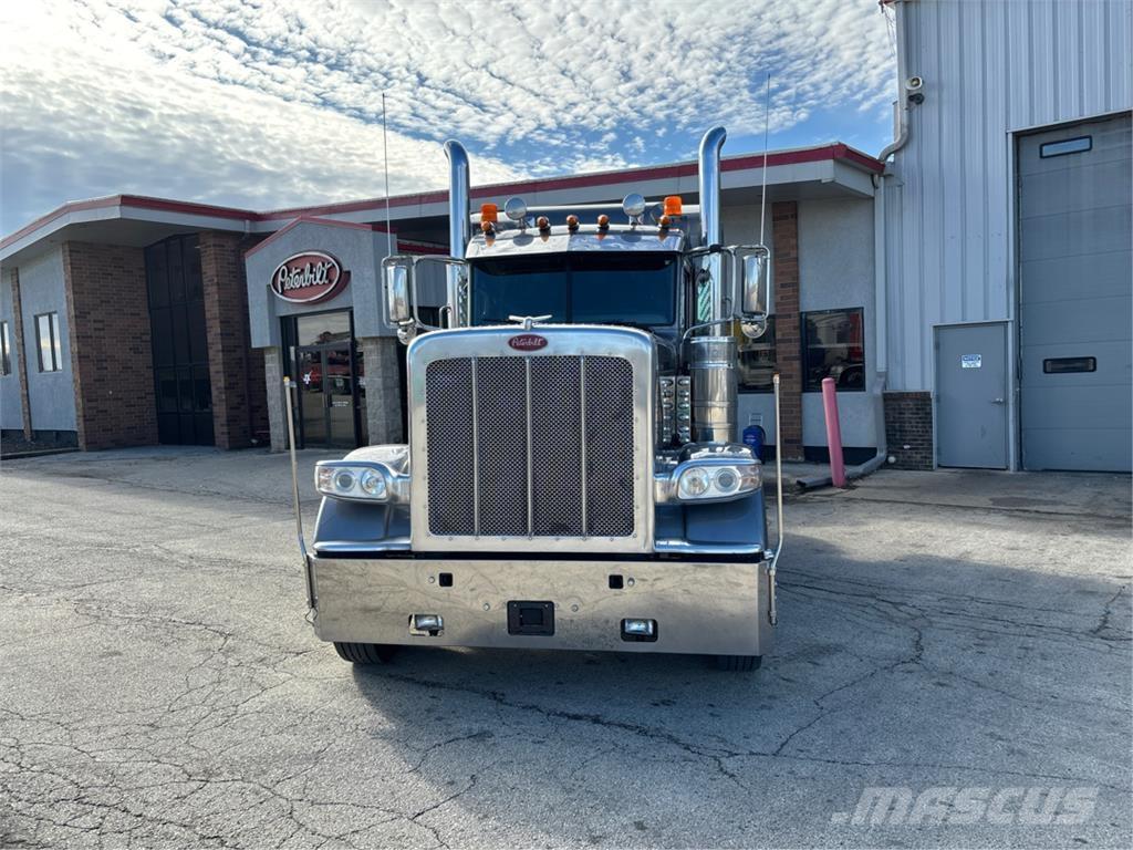 Peterbilt 389 وحدات الجر