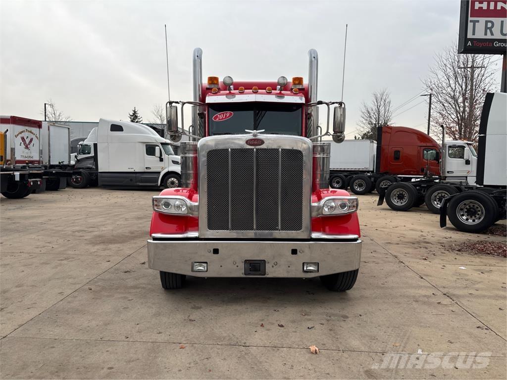 Peterbilt 389 وحدات الجر