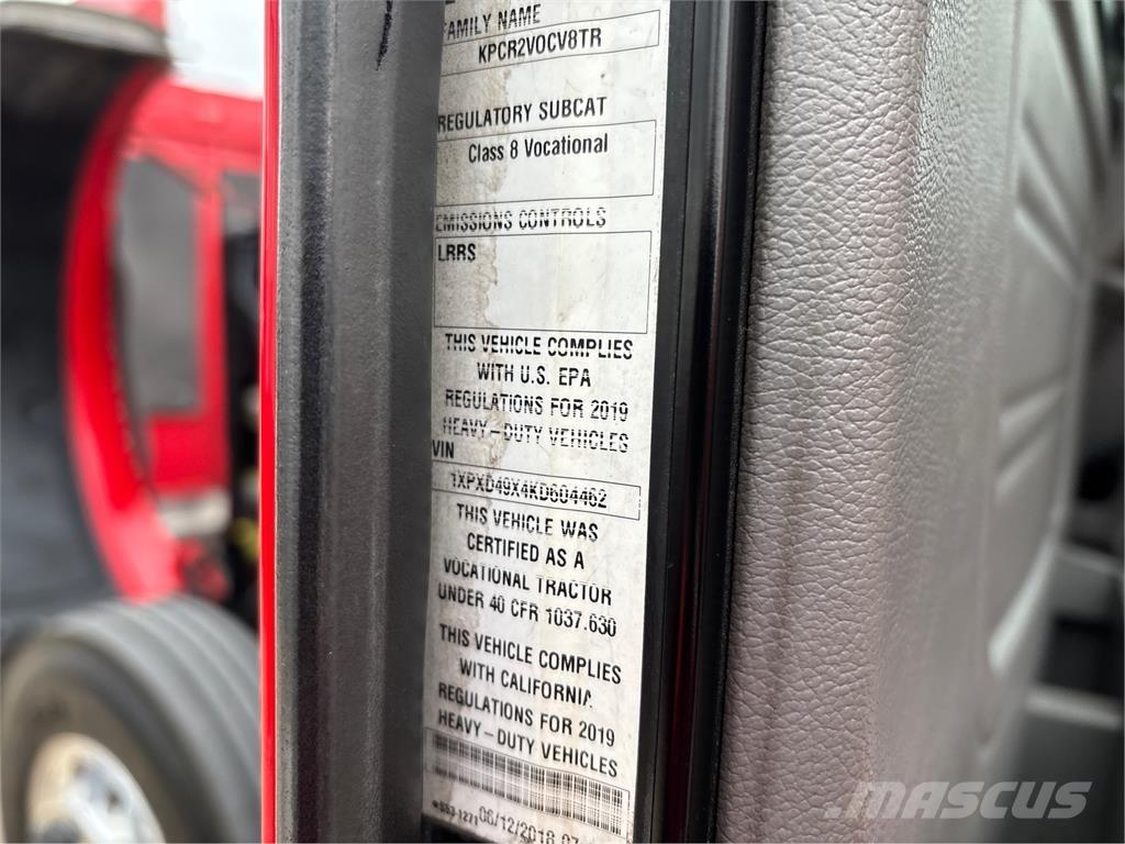 Peterbilt 389 وحدات الجر