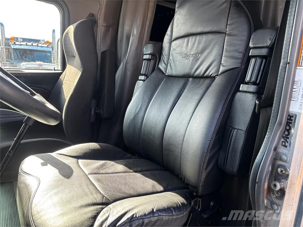 Peterbilt 389 شاحنات أخرى