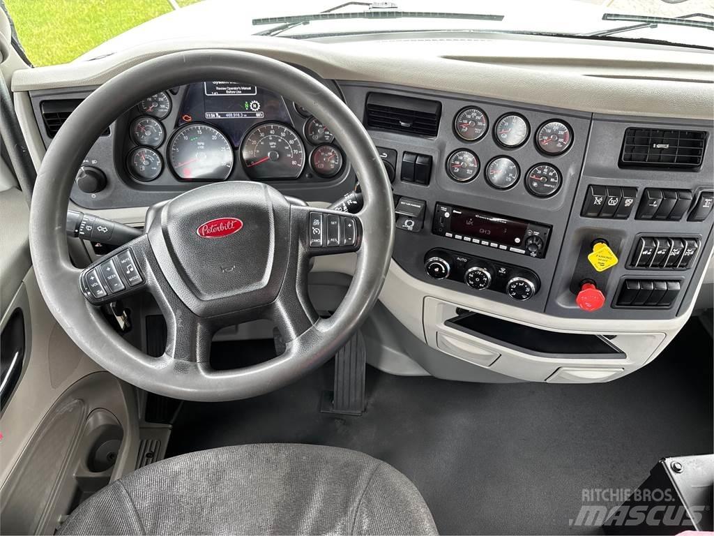 Peterbilt 567 وحدات الجر
