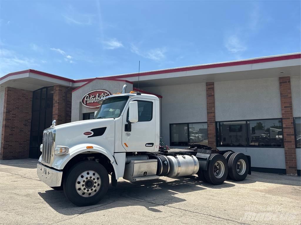 Peterbilt 567 وحدات الجر