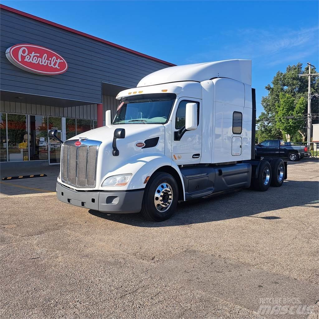 Peterbilt 579 وحدات الجر