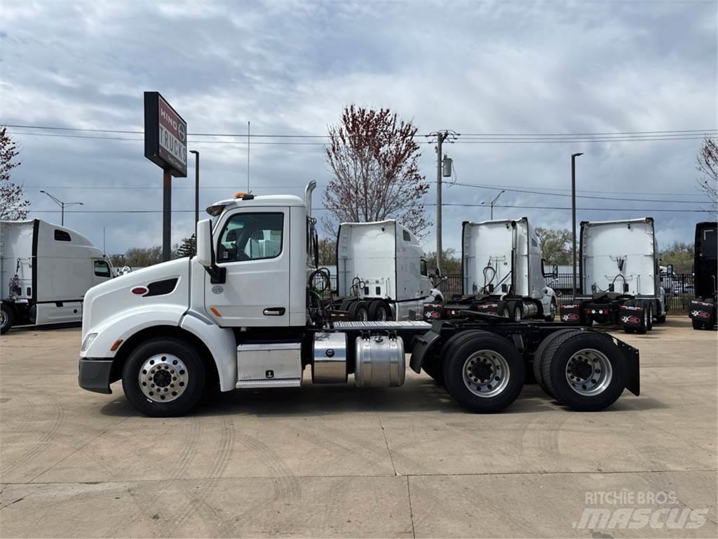 Peterbilt 579 وحدات الجر