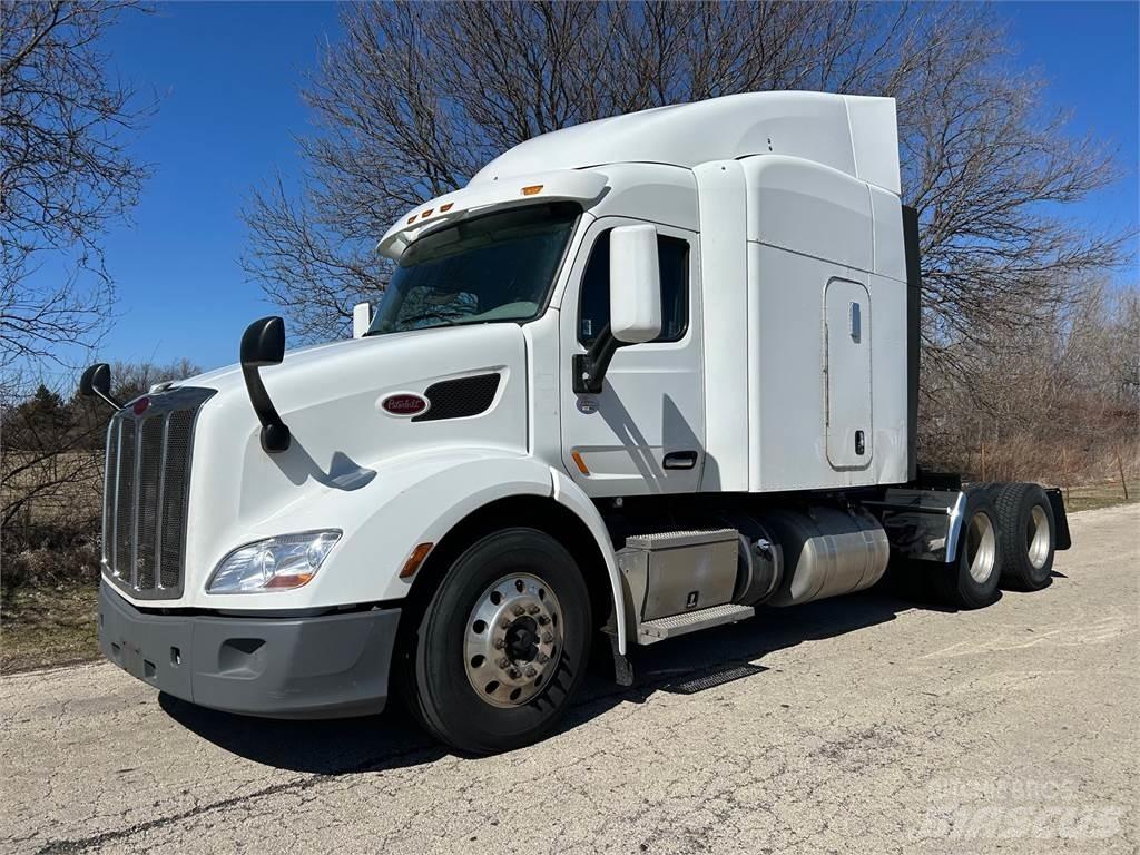 Peterbilt 579 وحدات الجر