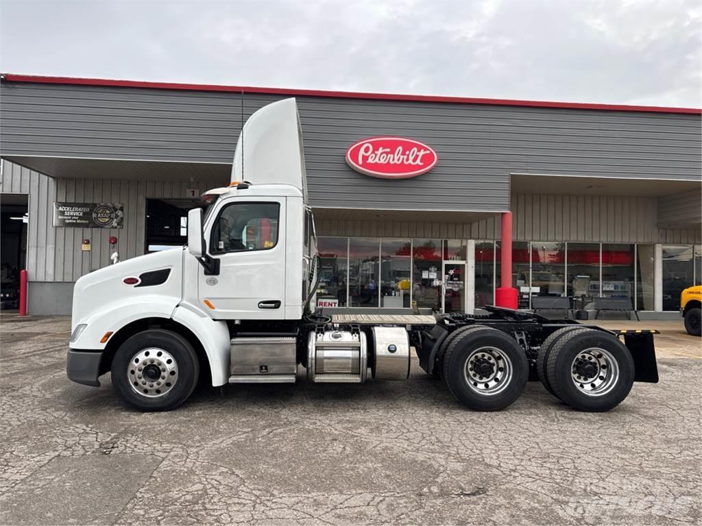 Peterbilt 579 وحدات الجر