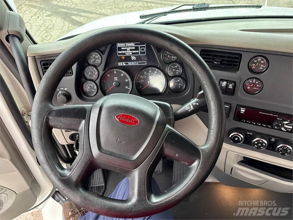 Peterbilt 579 وحدات الجر