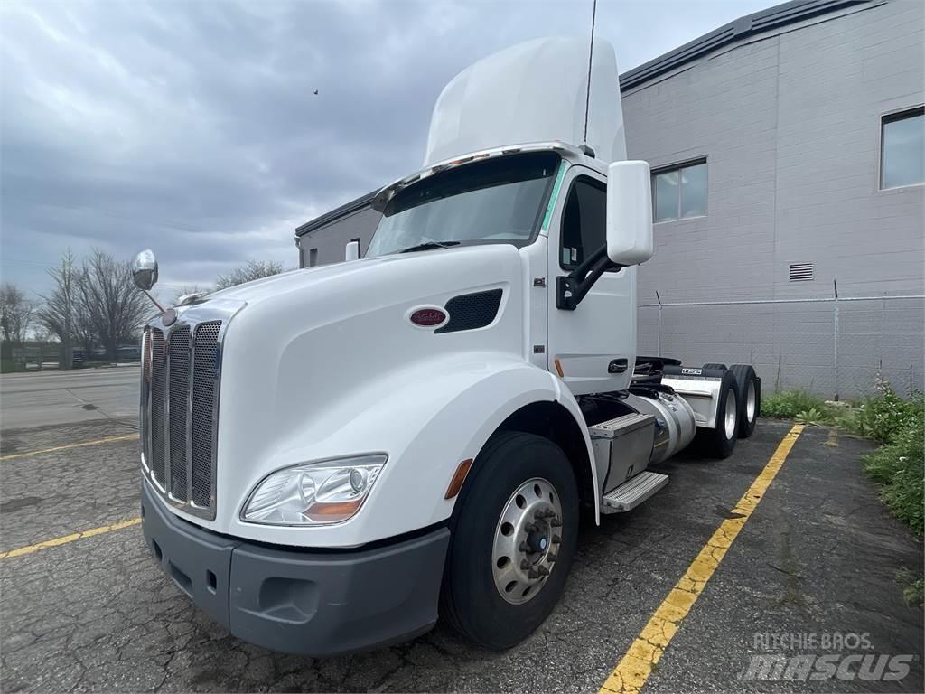 Peterbilt 579 وحدات الجر