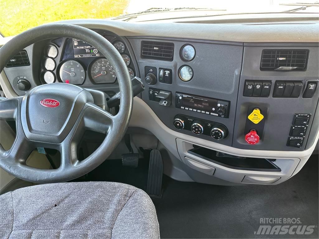 Peterbilt 579 وحدات الجر