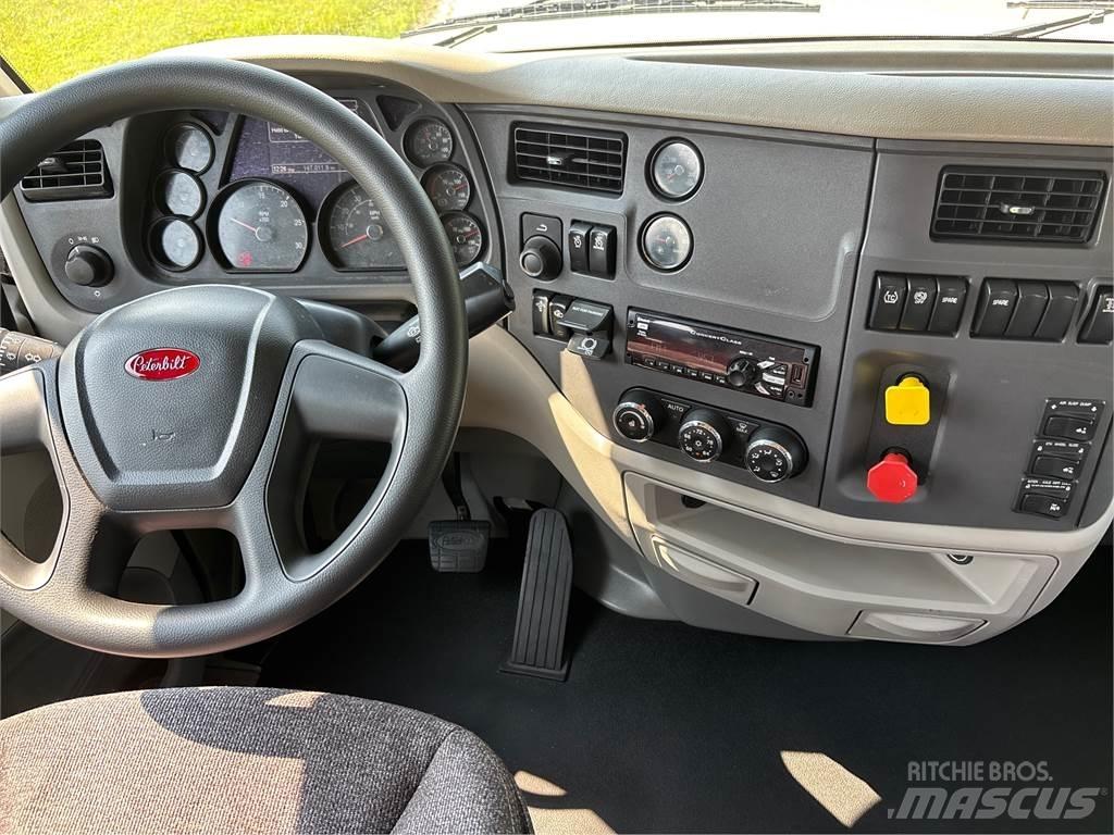 Peterbilt 579 وحدات الجر