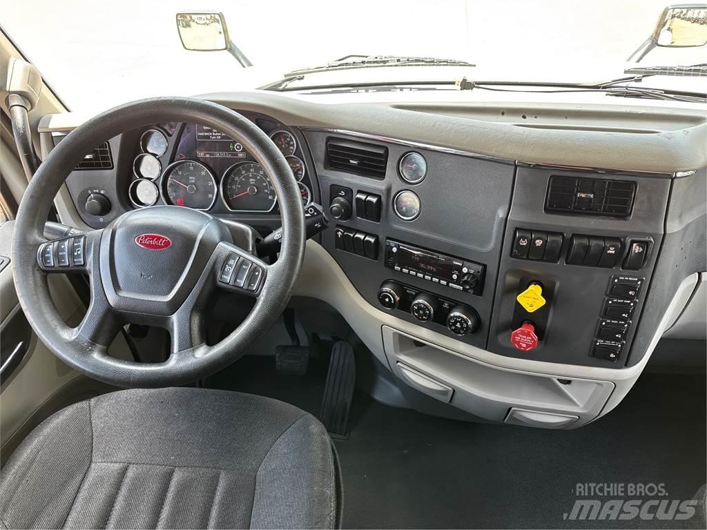 Peterbilt 579 شاحنات أخرى