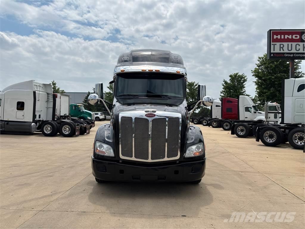 Peterbilt 579 شاحنات أخرى