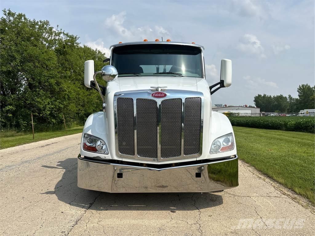 Peterbilt 579 شاحنات أخرى