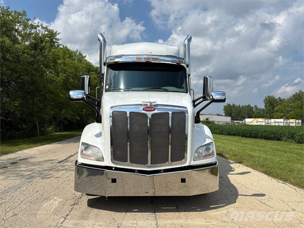Peterbilt 579 شاحنات أخرى