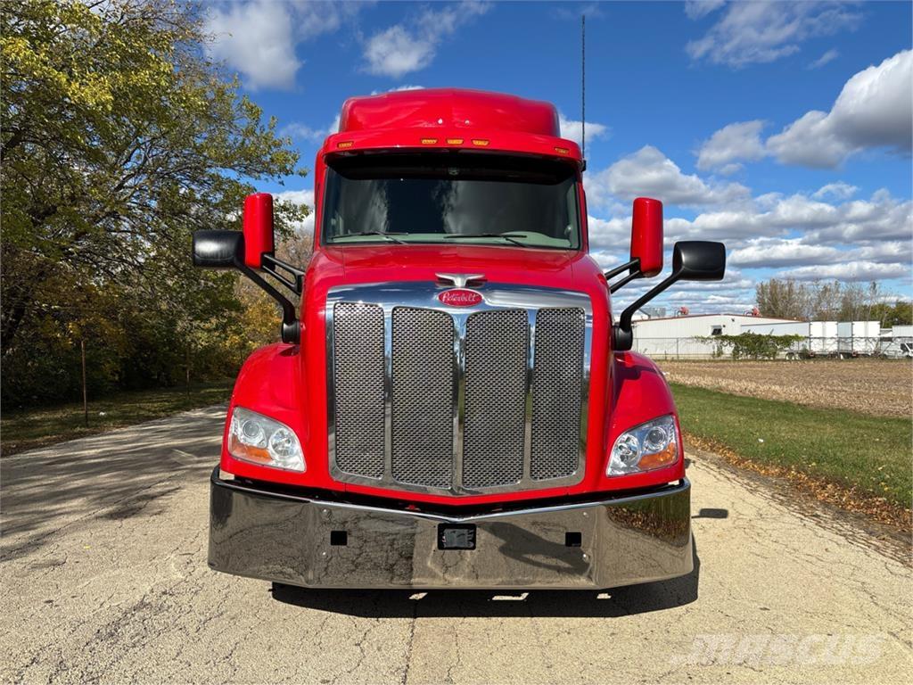 Peterbilt 579 وحدات الجر