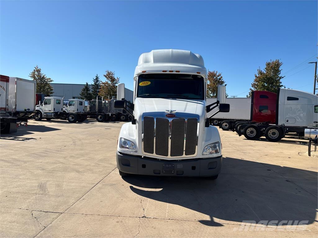 Peterbilt 579 شاحنات أخرى