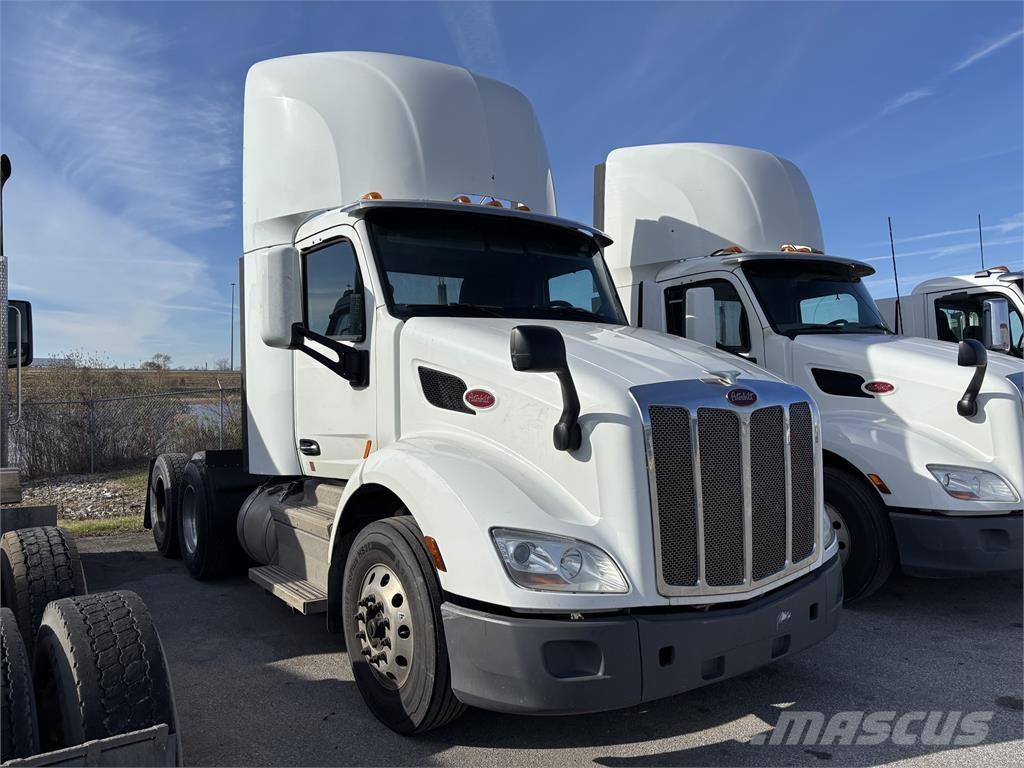 Peterbilt 579 وحدات الجر