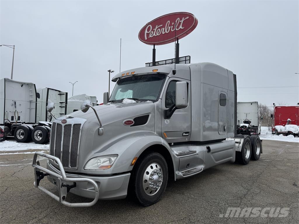 Peterbilt 579 وحدات الجر
