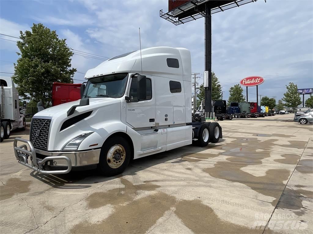 Volvo VN760 وحدات الجر