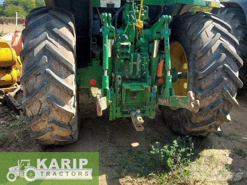 John Deere 7600 الجرارات