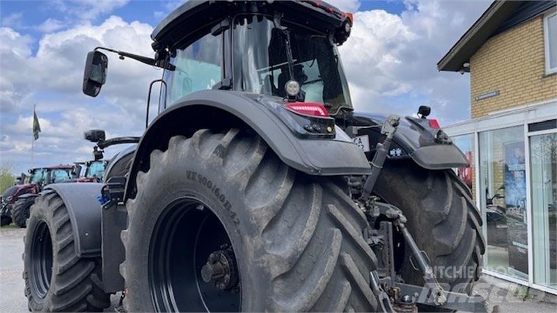 Valtra S294 الجرارات