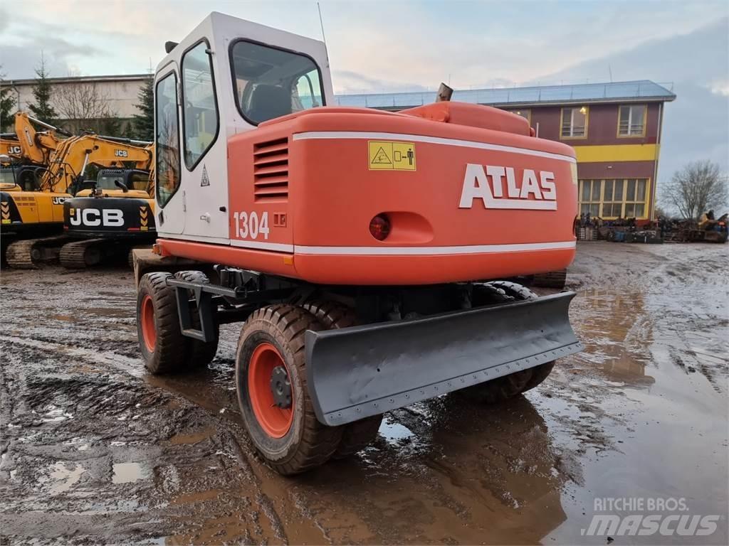 Atlas 1304 حفارات بعجل