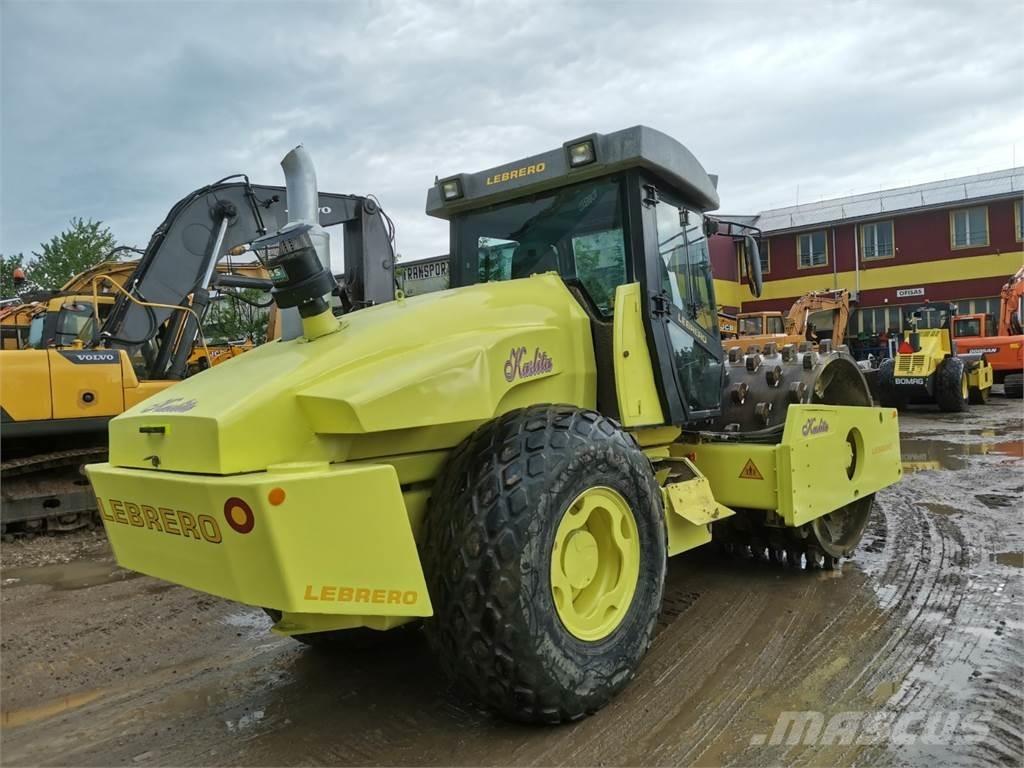 Bomag LEBREDO X 6 مداحل أحادية الأسطوانة