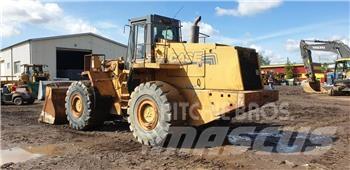CASE 921 B لوادر بعجل