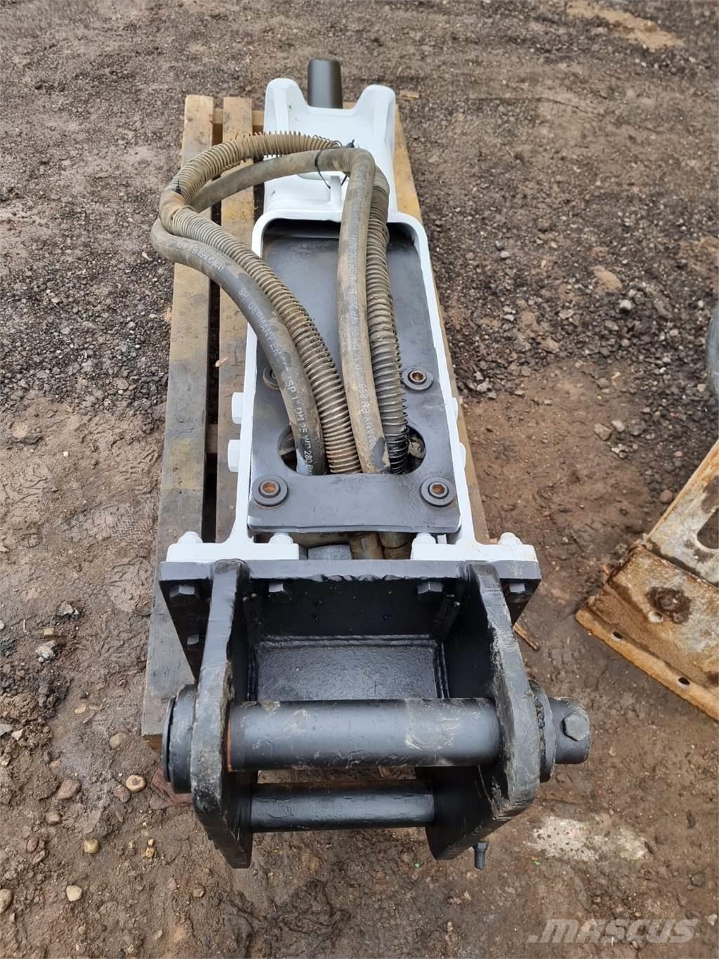 Hammer F24LN مطارق / كسارات