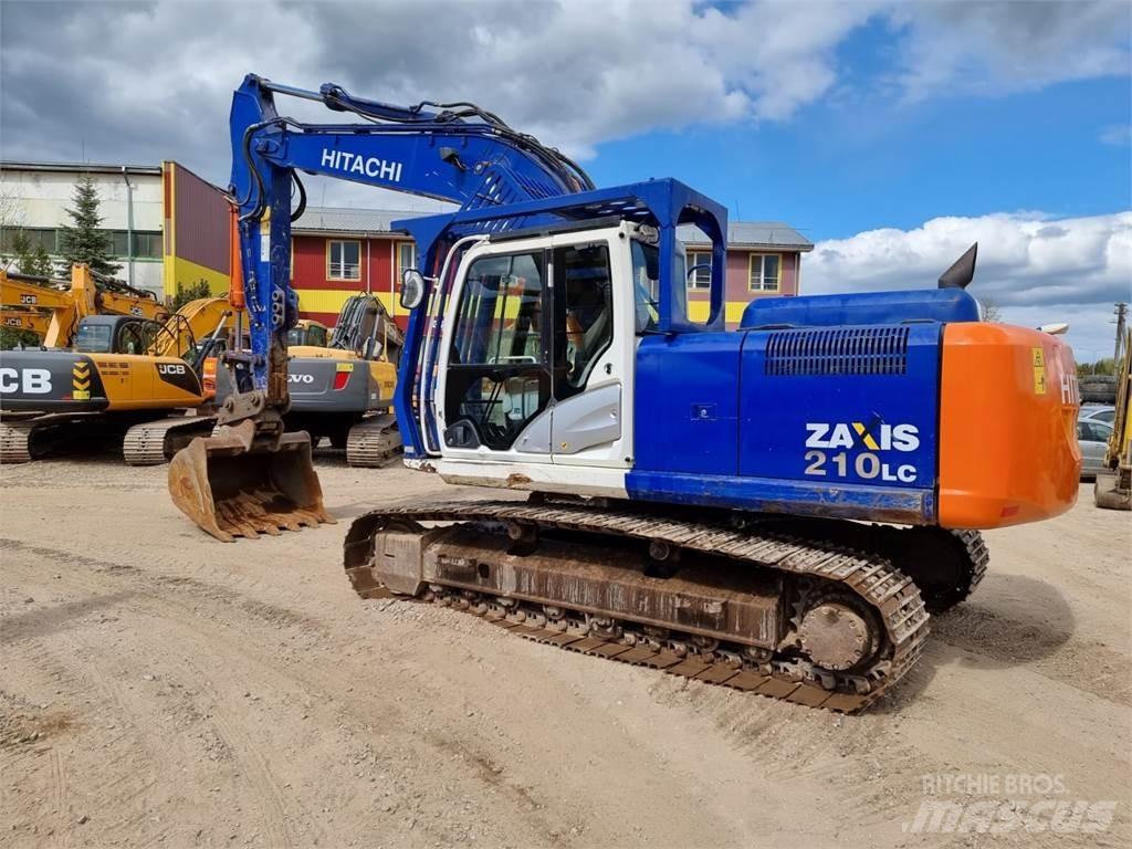 Hitachi ZX210LC-5B حفارات زحافة