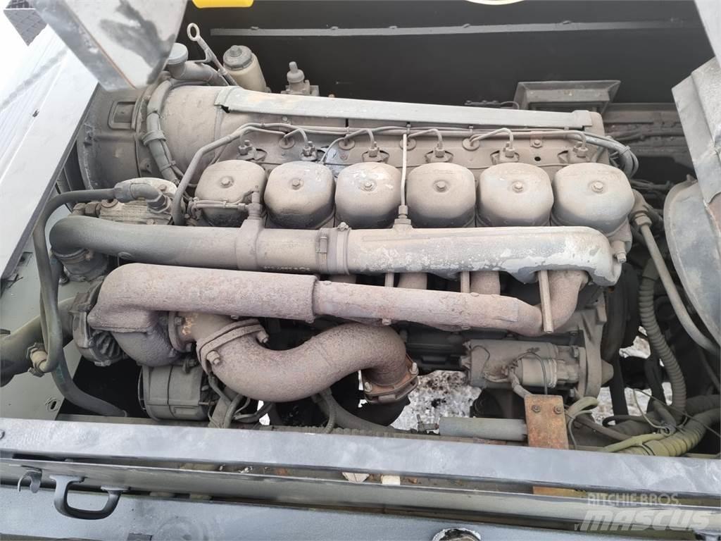 P&H Omega 520 4x4 رافعات صالحة لكل أنواع الطرق