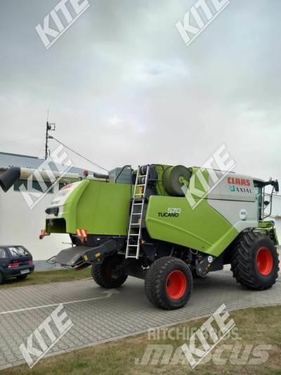 CLAAS Tucano 570 2WD حصادات