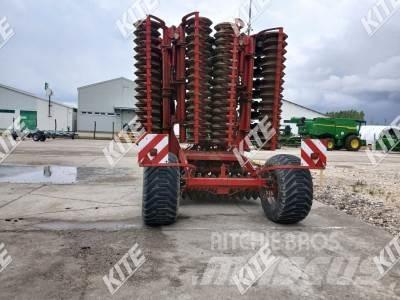 Horsch JOKER 12 RT زحافات ساحقة