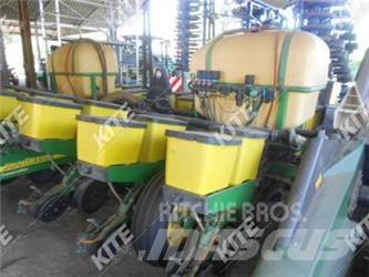 John Deere 1760 مثاقيب مدمجة