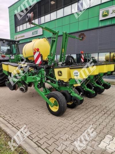 John Deere 1765NT مثاقيب مدمجة