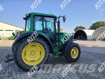 John Deere 6230 الجرارات