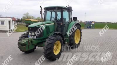 John Deere 6320 SE الجرارات