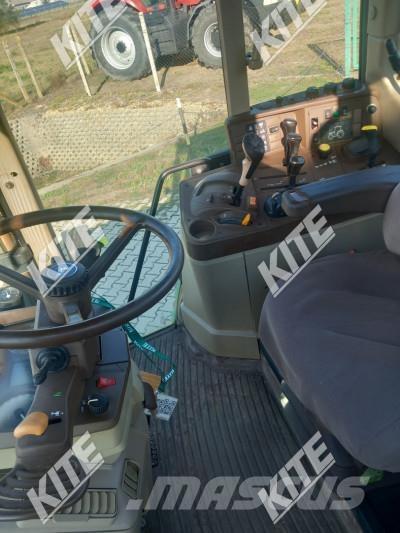 John Deere 6520 الجرارات