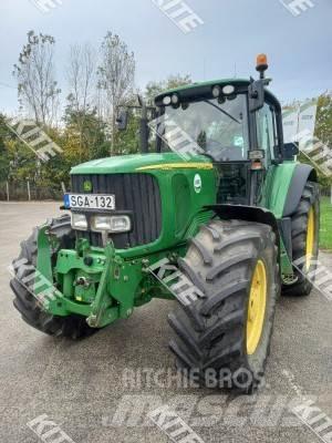 John Deere 6920 الجرارات