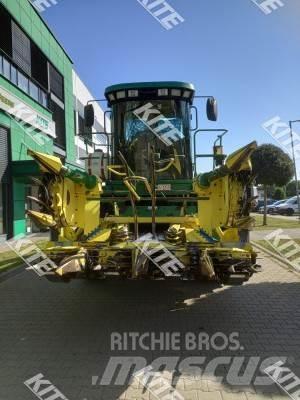 John Deere 7200 حصادات