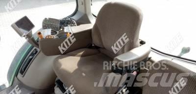John Deere 7200R الجرارات