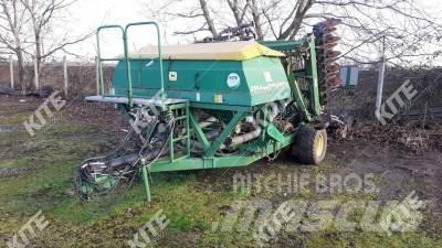 John Deere 740A مثاقيب